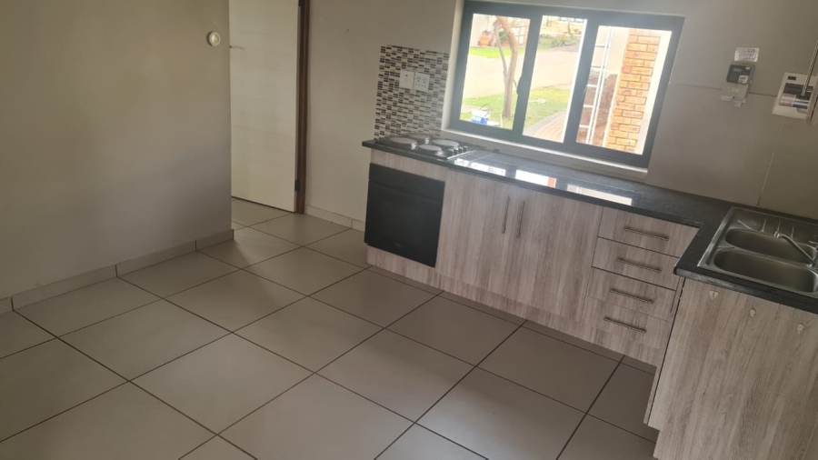 To Let 1 Bedroom Property for Rent in Wigwam North West